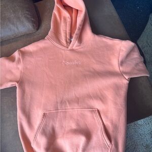 Comfrt Women's Peach Hoodie size Small